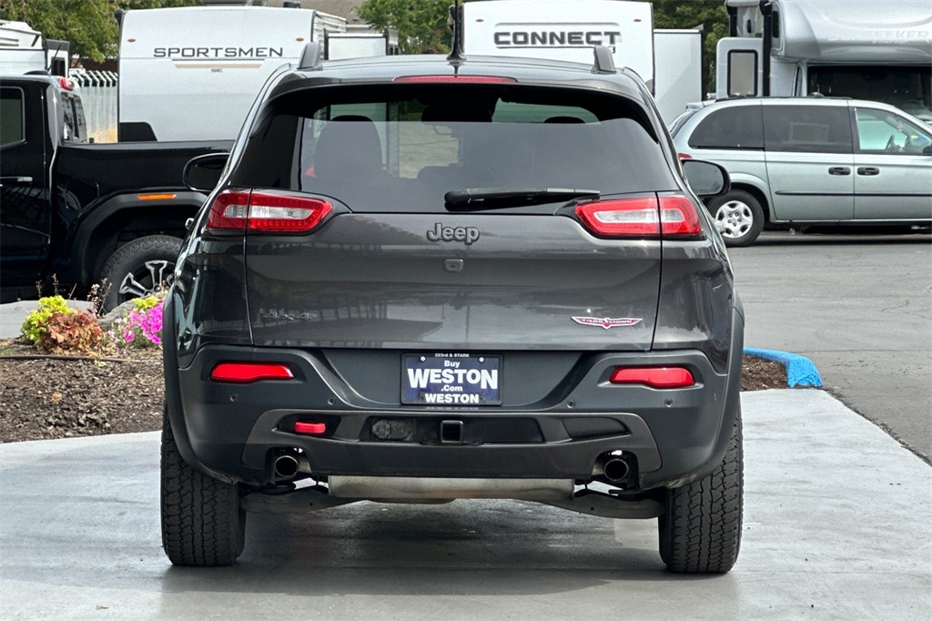 used 2015 Jeep Cherokee car, priced at $12,951