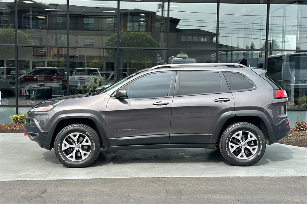 used 2015 Jeep Cherokee car, priced at $12,951