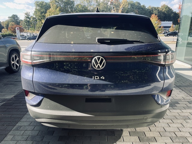 used 2022 Volkswagen ID.4 car, priced at $24,700