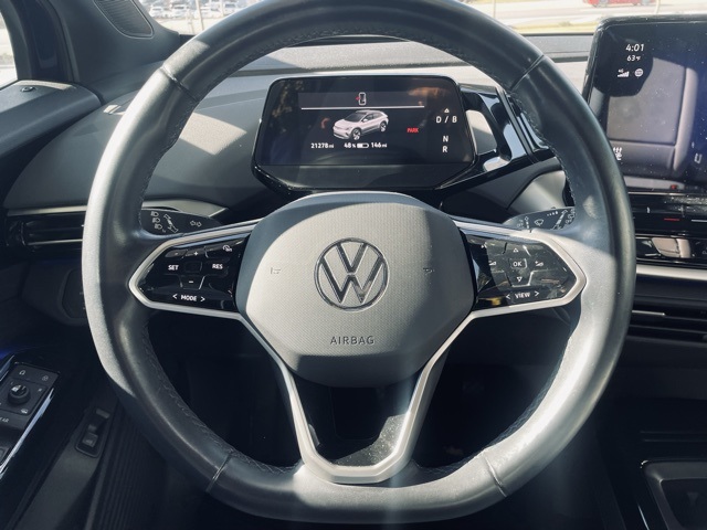 used 2022 Volkswagen ID.4 car, priced at $24,700