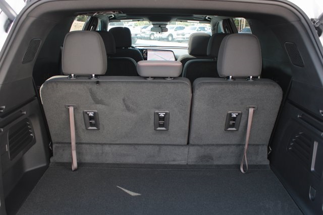 new 2025 Chevrolet Traverse car, priced at $44,695