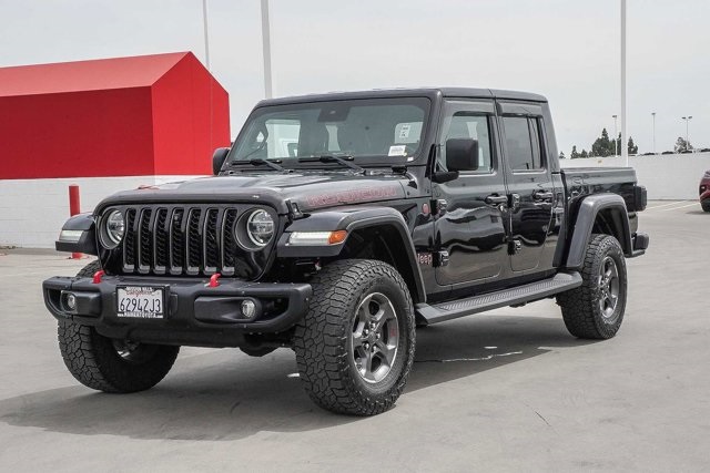 used 2020 Jeep Gladiator car, priced at $37,792