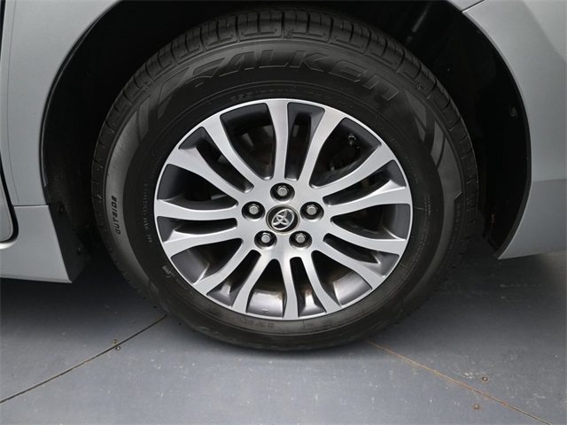 used 2019 Toyota Sienna car, priced at $21,053