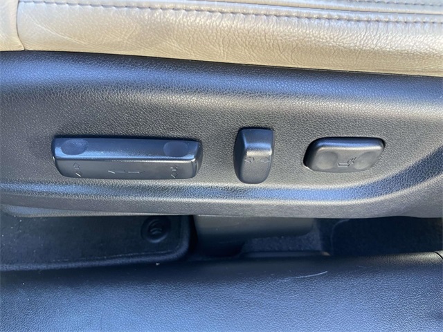 used 2016 Honda CR-V car, priced at $16,042