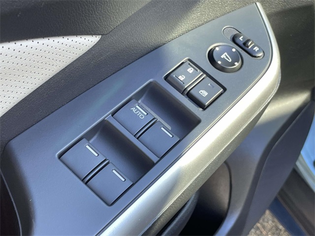 used 2016 Honda CR-V car, priced at $16,042