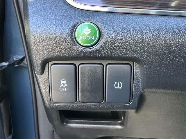 used 2016 Honda CR-V car, priced at $16,042