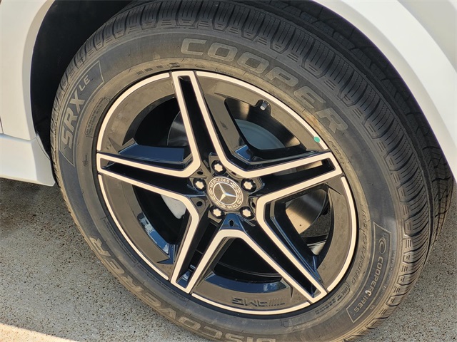 new 2026 Mercedes-Benz GLE car, priced at $81,280