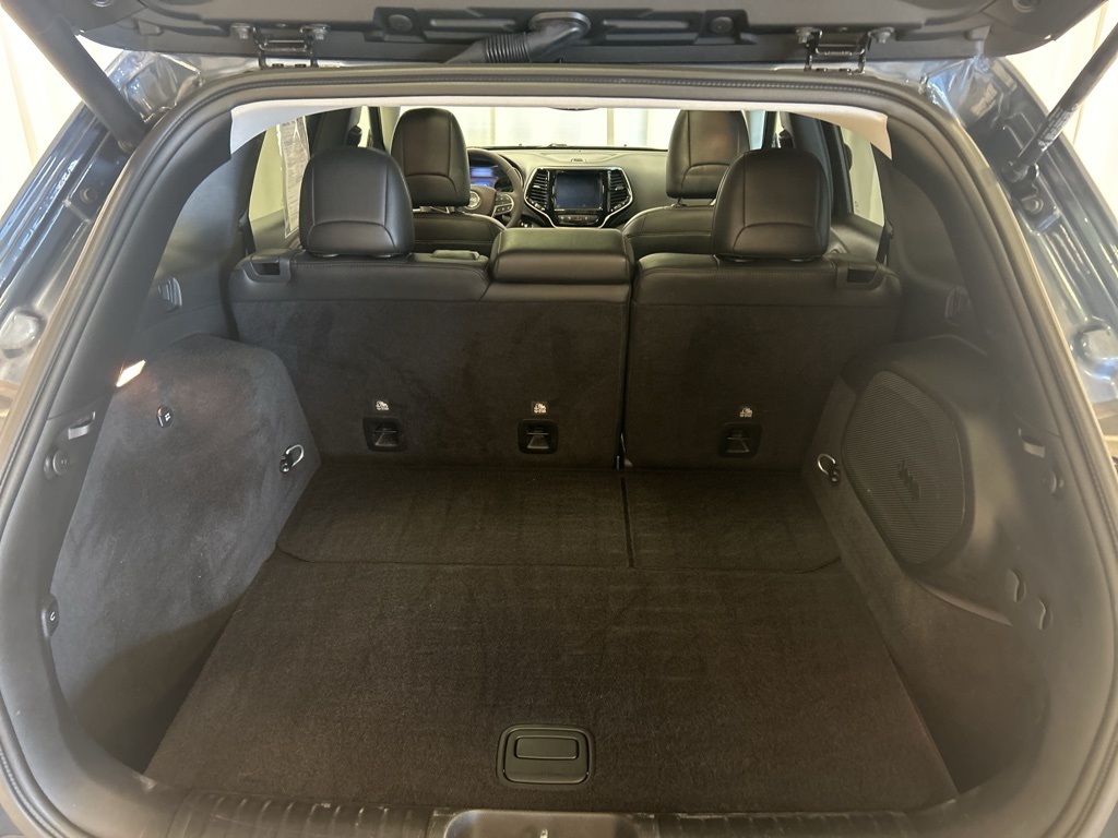 used 2021 Jeep Cherokee car, priced at $20,989