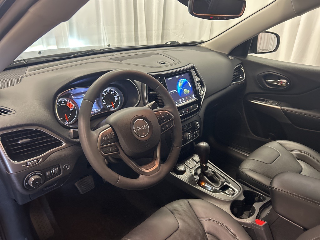 used 2021 Jeep Cherokee car, priced at $20,989