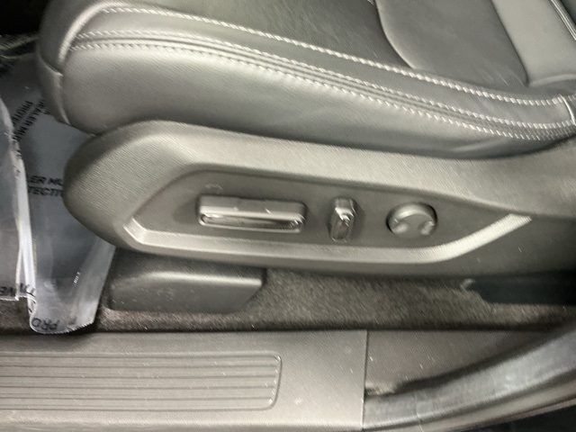 used 2025 Honda Pilot car, priced at $47,150