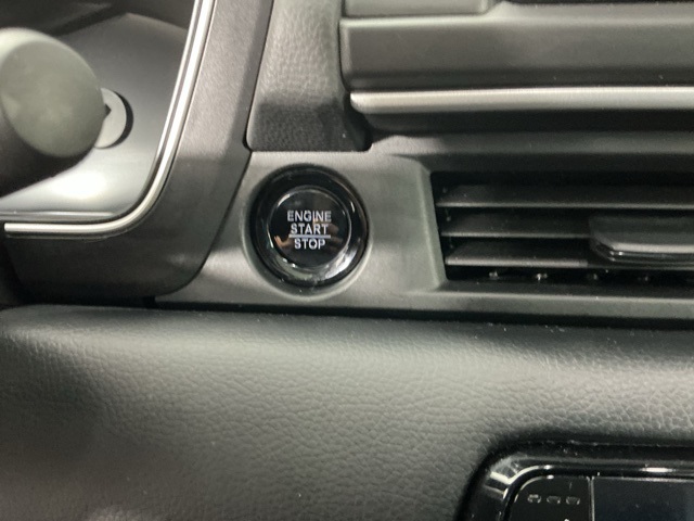 used 2025 Honda Pilot car, priced at $47,150