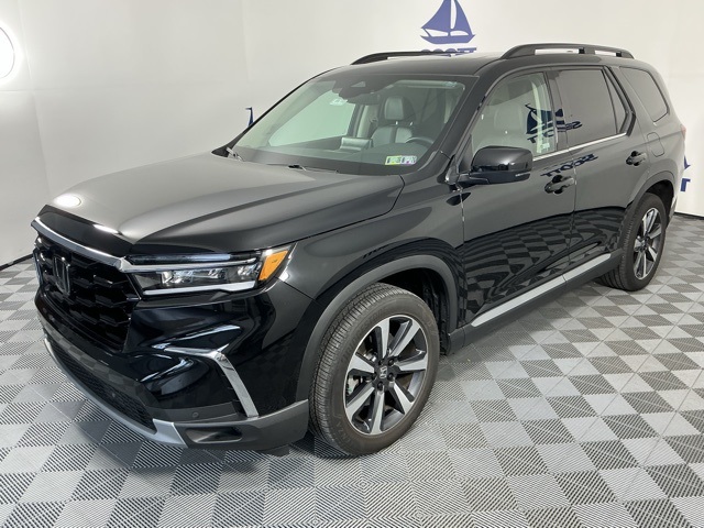 used 2025 Honda Pilot car, priced at $47,150