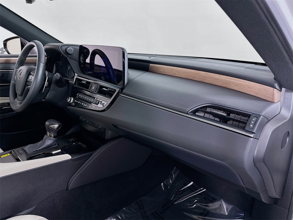 used 2024 Lexus ES car, priced at $40,990