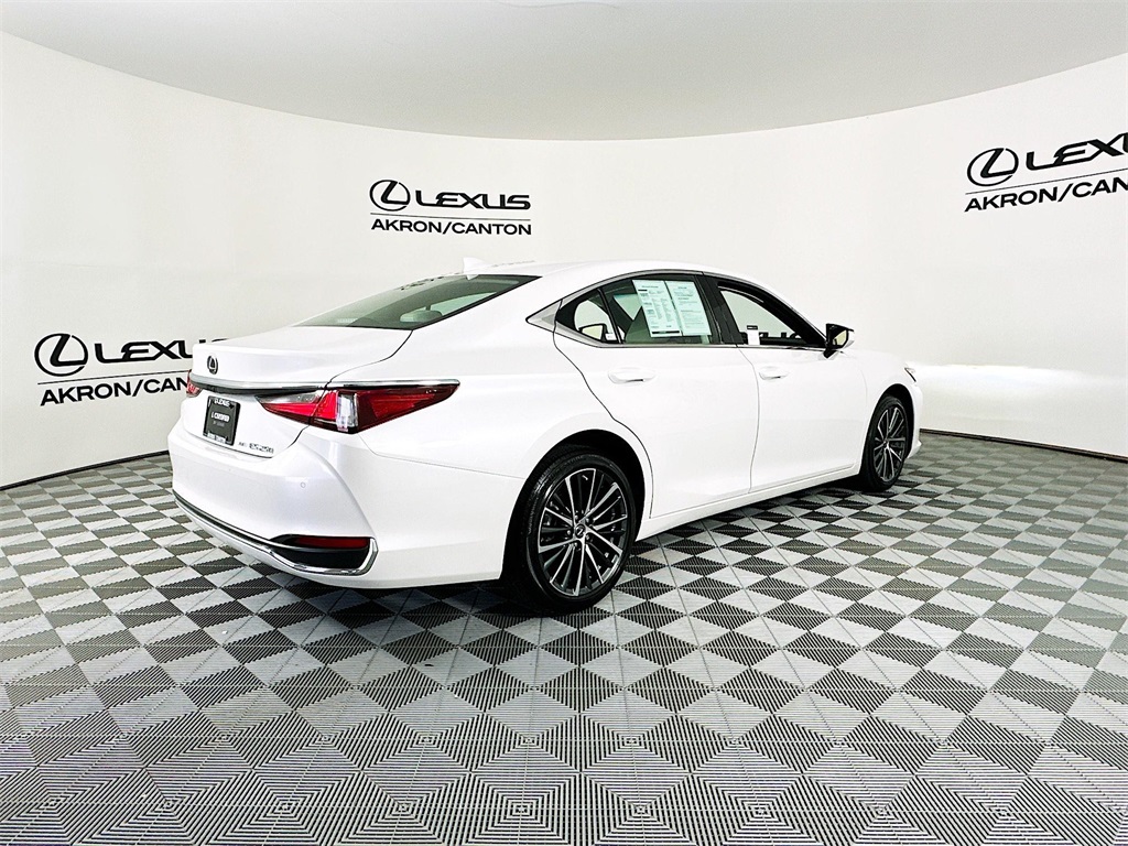 used 2024 Lexus ES car, priced at $40,990