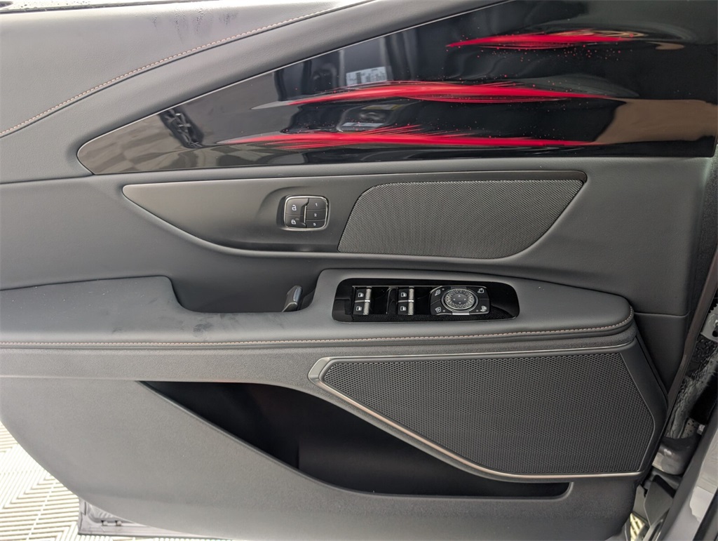 new 2025 Lincoln Nautilus car, priced at $55,906