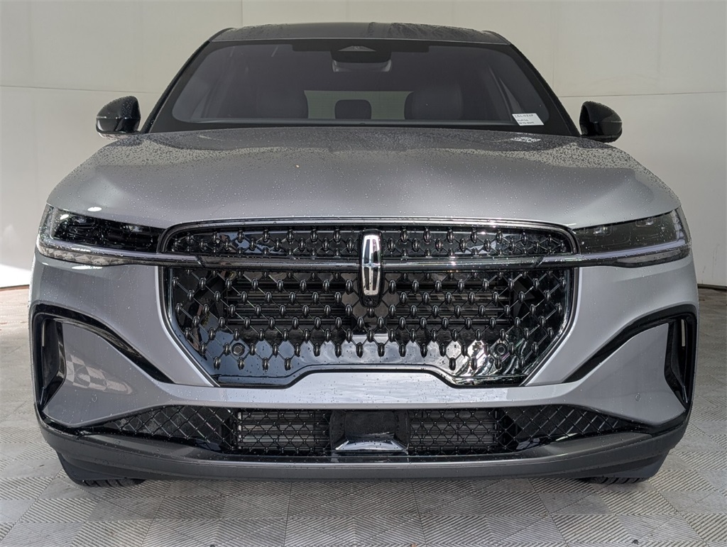 new 2025 Lincoln Nautilus car, priced at $55,906
