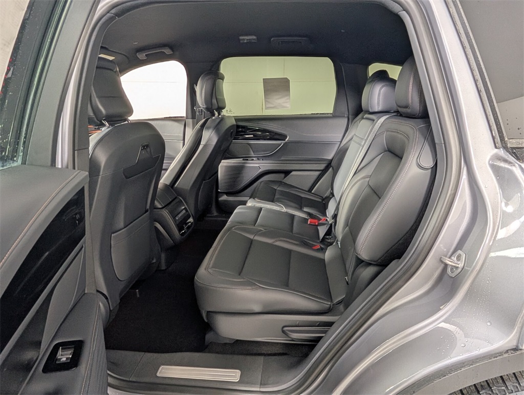 new 2025 Lincoln Nautilus car, priced at $55,906