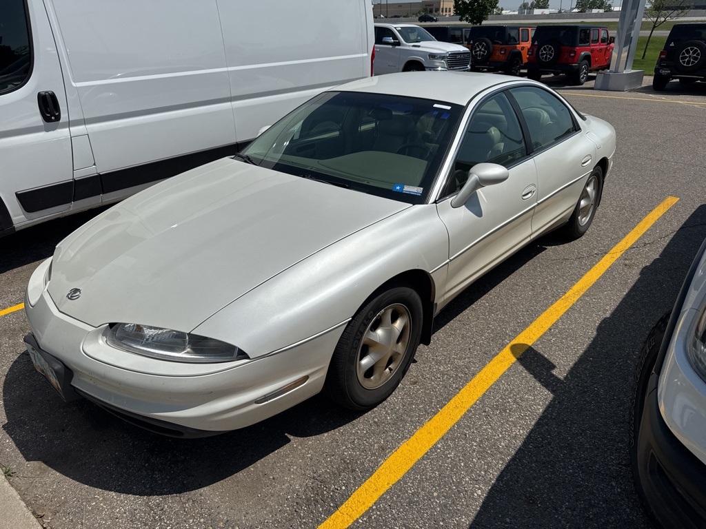used 1999 Oldsmobile Aurora car, priced at $3,250