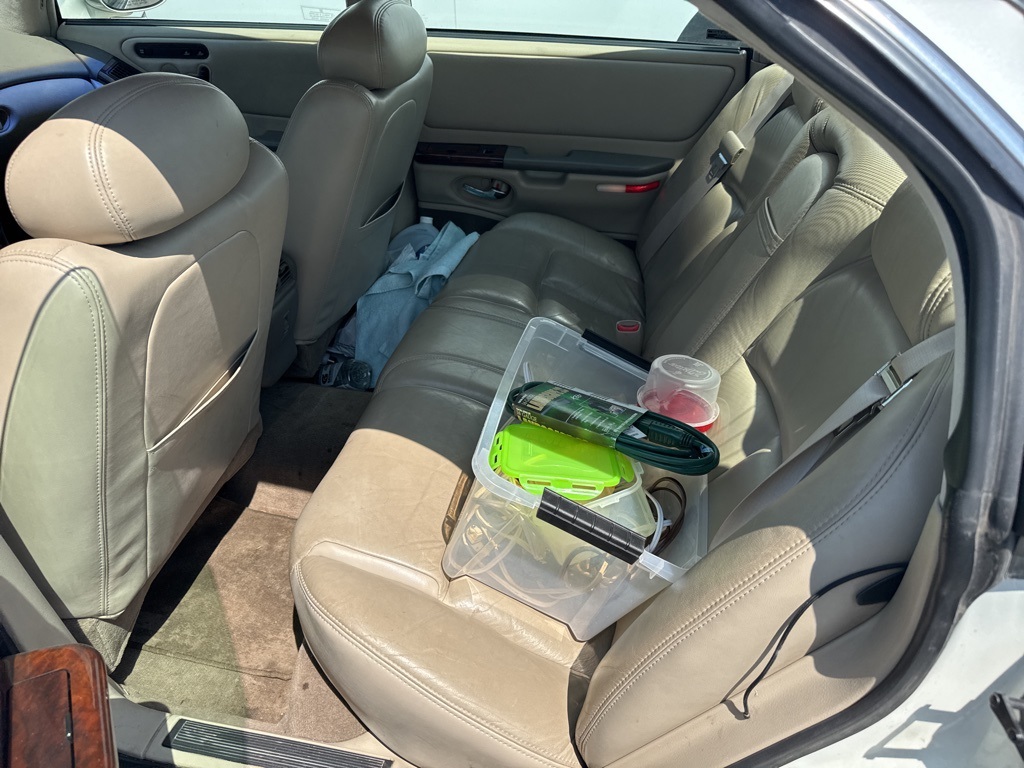 used 1999 Oldsmobile Aurora car, priced at $3,250