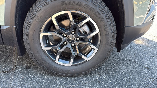 new 2026 Chevrolet Equinox car, priced at $38,495