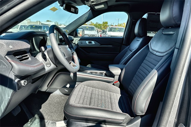 new 2025 Ford Explorer car, priced at $50,192
