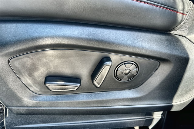 new 2025 Ford Explorer car, priced at $50,192