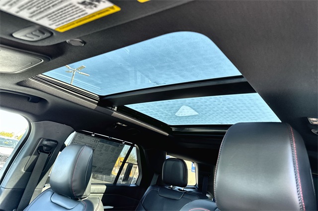 new 2025 Ford Explorer car, priced at $50,192
