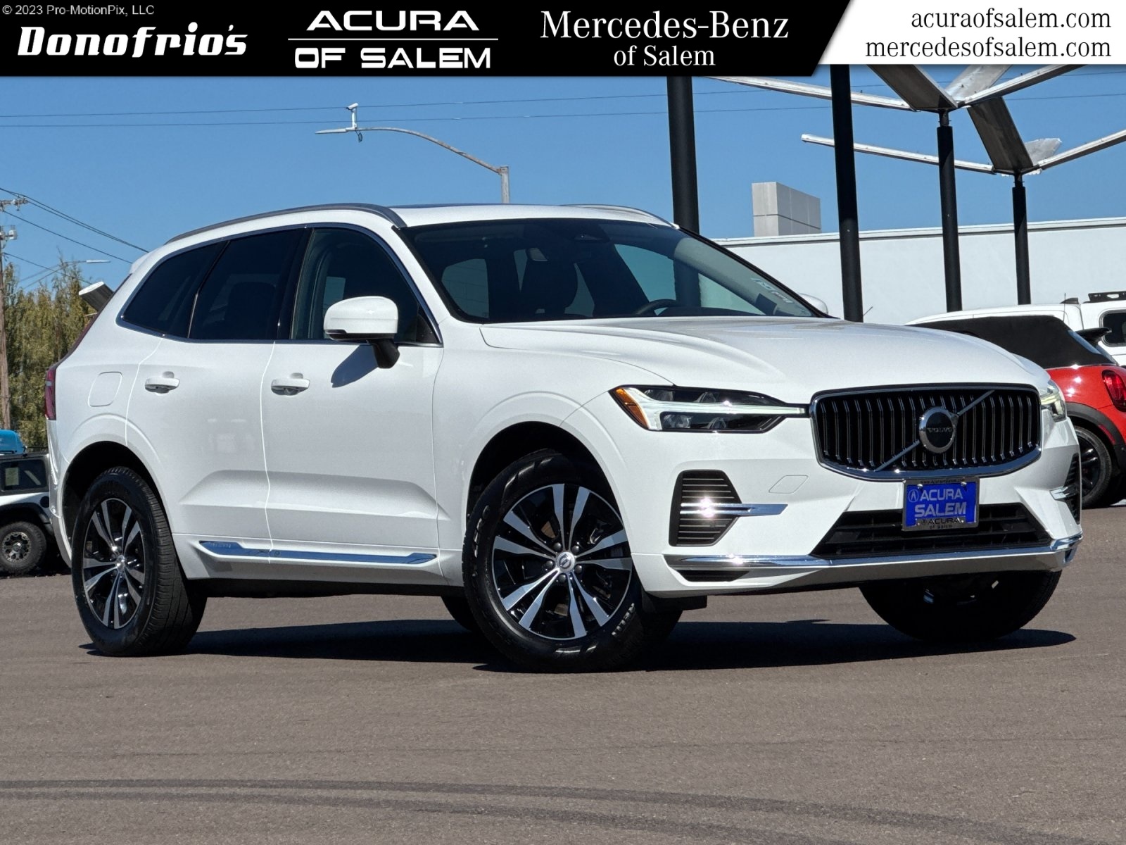 used 2022 Volvo XC60 Recharge Plug-In Hybrid car, priced at $35,998