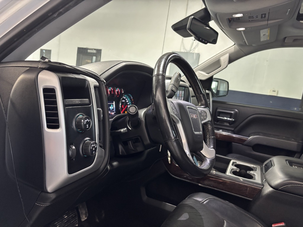 used 2018 GMC Sierra 1500 car, priced at $31,500