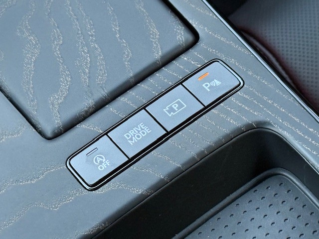 new 2026 Genesis G80 car, priced at $81,790