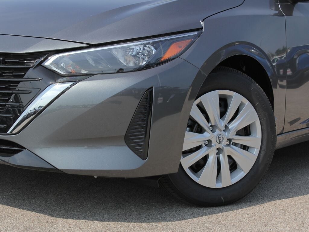 new 2025 Nissan Sentra car, priced at $23,255