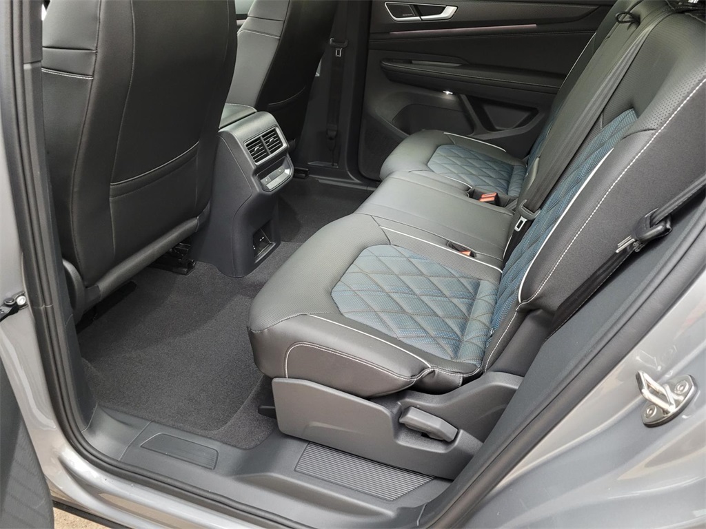 new 2025 Volkswagen Atlas Cross Sport car, priced at $48,935