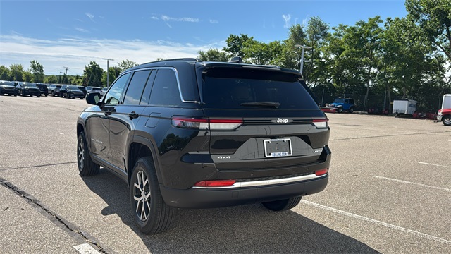 new 2025 Jeep Grand Cherokee car, priced at $45,025