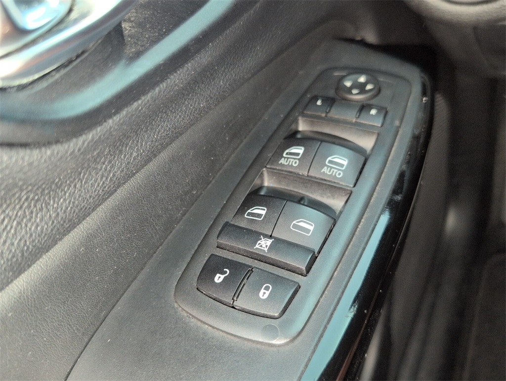 used 2021 Jeep Cherokee car, priced at $17,000