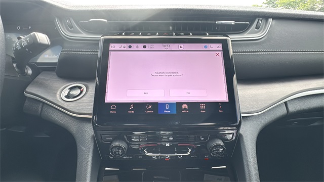 new 2025 Jeep Grand Cherokee car, priced at $46,922