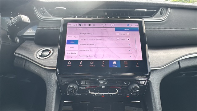 new 2025 Jeep Grand Cherokee car, priced at $46,922