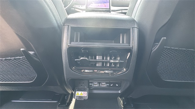 new 2025 Jeep Grand Cherokee car, priced at $46,922