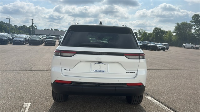 new 2025 Jeep Grand Cherokee car, priced at $46,922