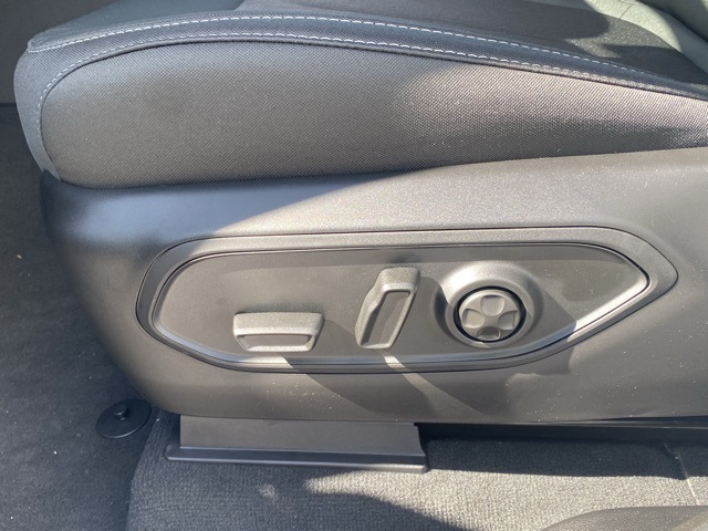 new 2025 Jeep Grand Cherokee car, priced at $32,922