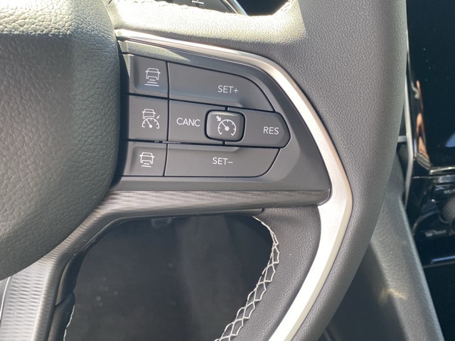 new 2025 Jeep Grand Cherokee car, priced at $32,922