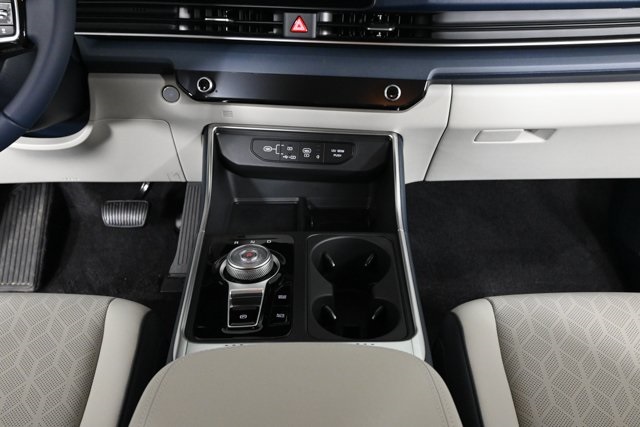 new 2025 Kia Carnival Hybrid car, priced at $43,632