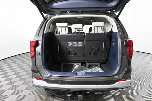new 2025 Kia Carnival Hybrid car, priced at $43,632