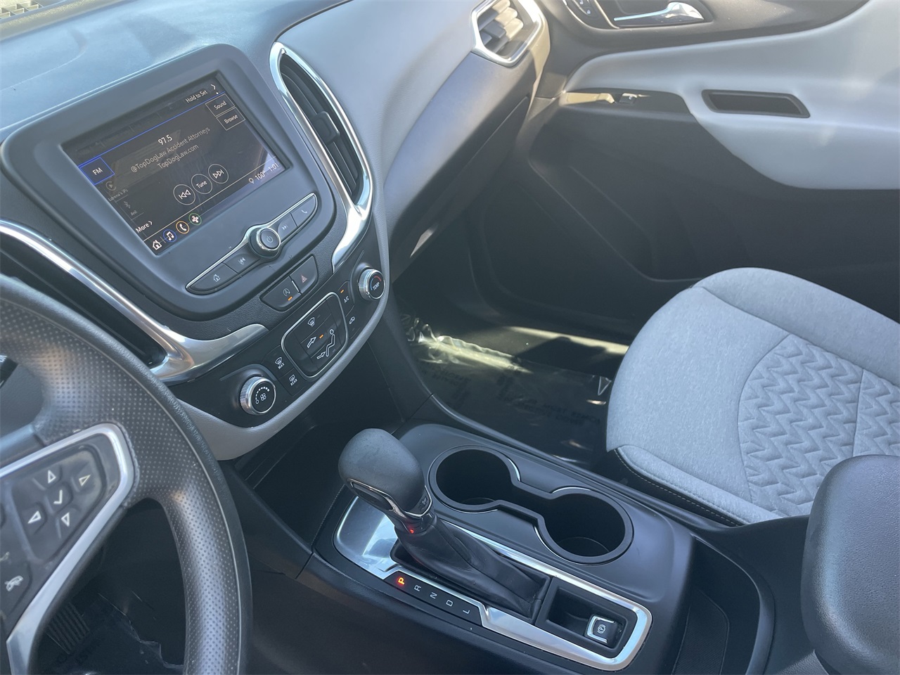 used 2022 Chevrolet Equinox car, priced at $18,390