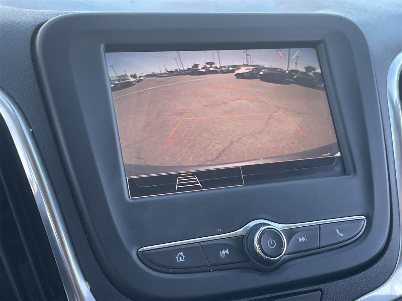 used 2022 Chevrolet Equinox car, priced at $18,390