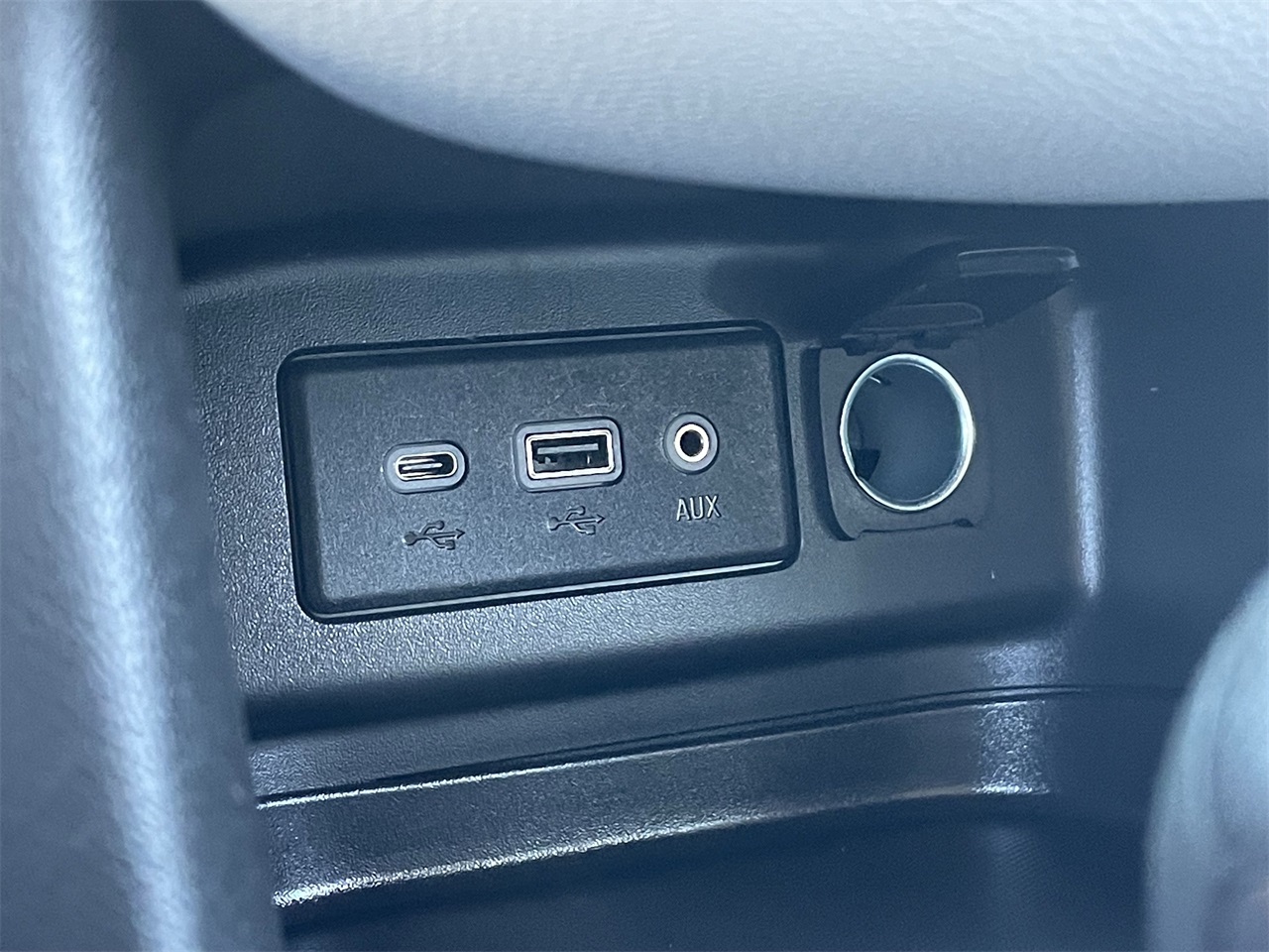 used 2022 Chevrolet Equinox car, priced at $18,390