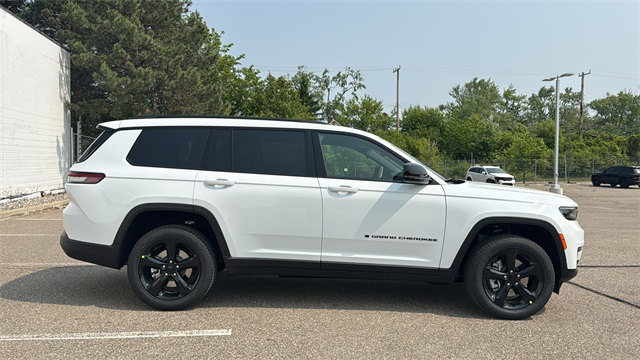 new 2025 Jeep Grand Cherokee L car, priced at $50,113