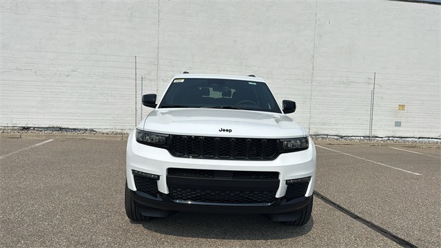 new 2025 Jeep Grand Cherokee L car, priced at $50,113