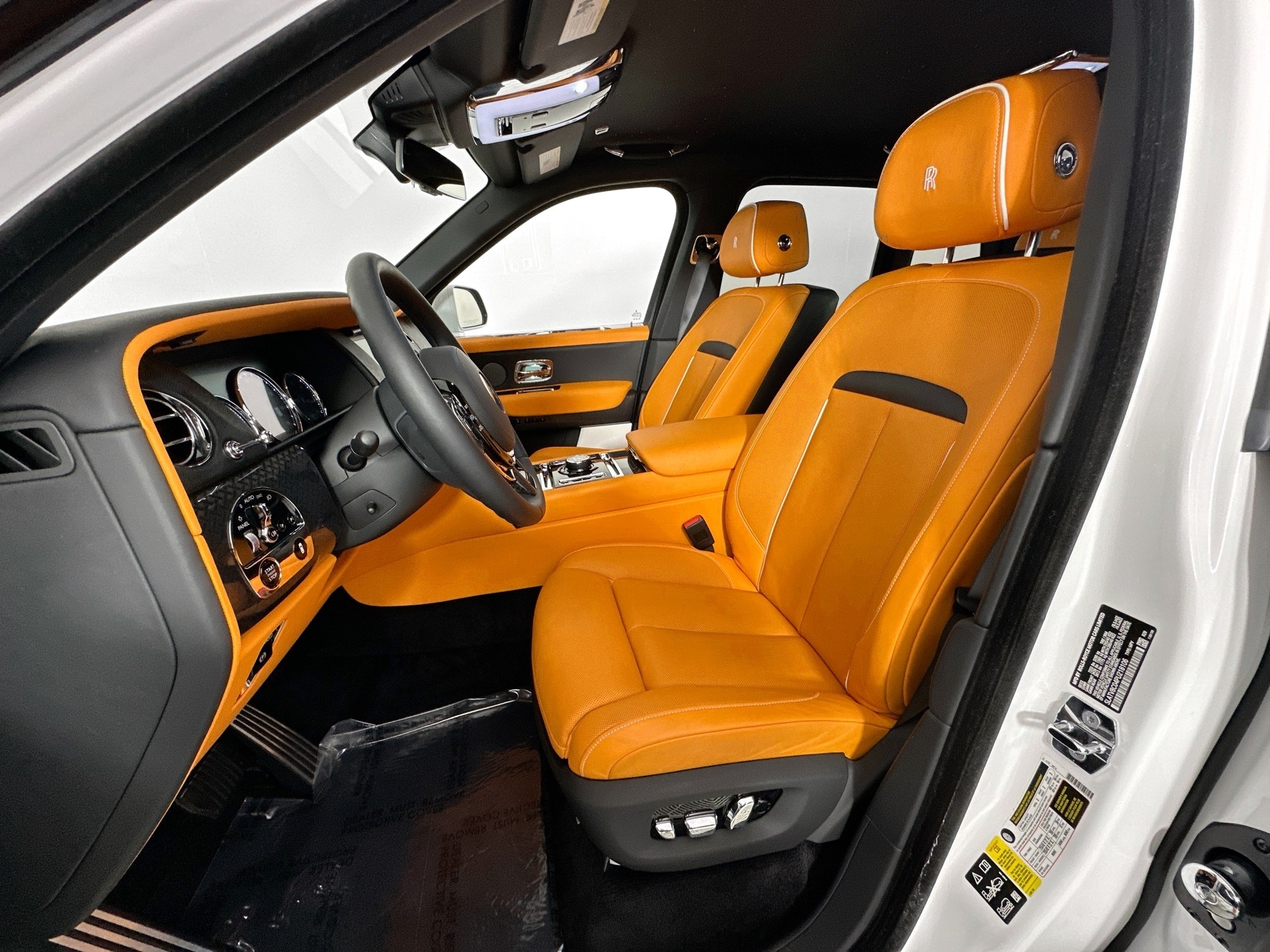 used 2023 Rolls-Royce Cullinan car, priced at $369,999