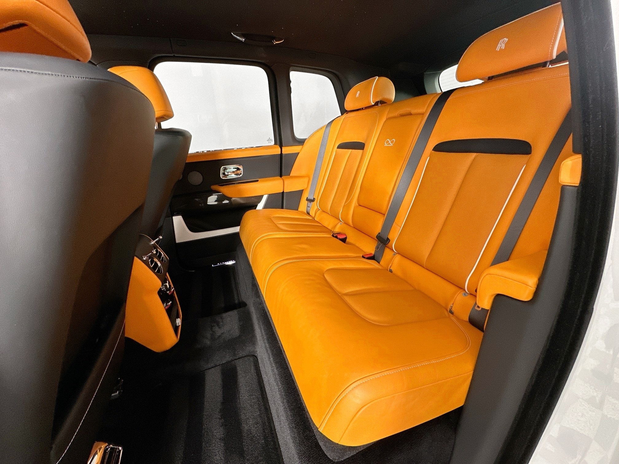 used 2023 Rolls-Royce Cullinan car, priced at $369,999