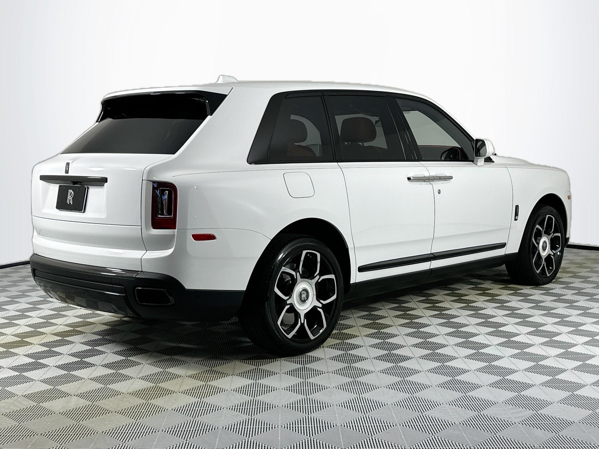 used 2023 Rolls-Royce Cullinan car, priced at $369,999